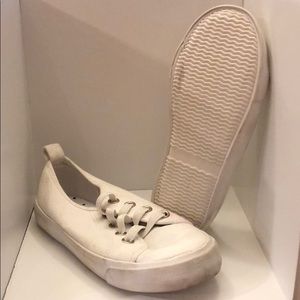 H&M White Canvas slip on 9.5c